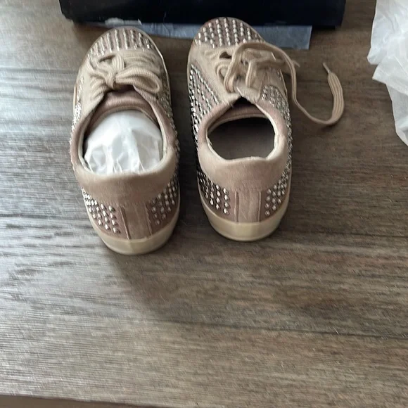 Size 6 Shu Shop star studded sneakers - Picture 4 of 7